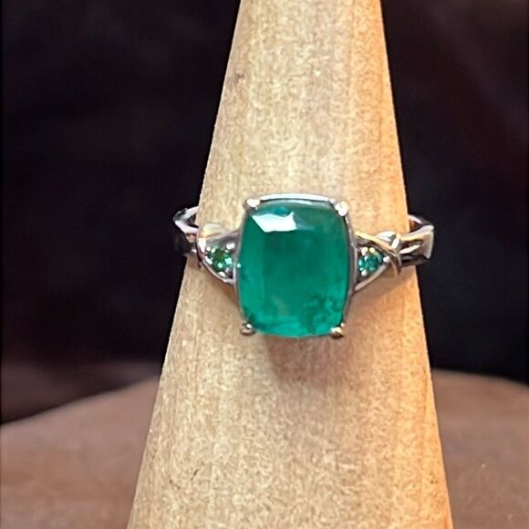3.00ctw EMARLDINE QUARTZ & SIMULATED GREEN DIAMOND RECEIVED NG STAINLESS STEEL 7 - Picture 1 of 11